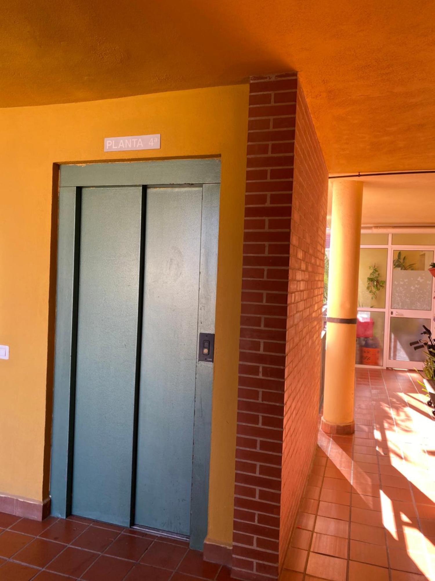 ベナルマデナApartamento Arroyo De La Miel Costa Del Solアパートメント エクステリア 写真